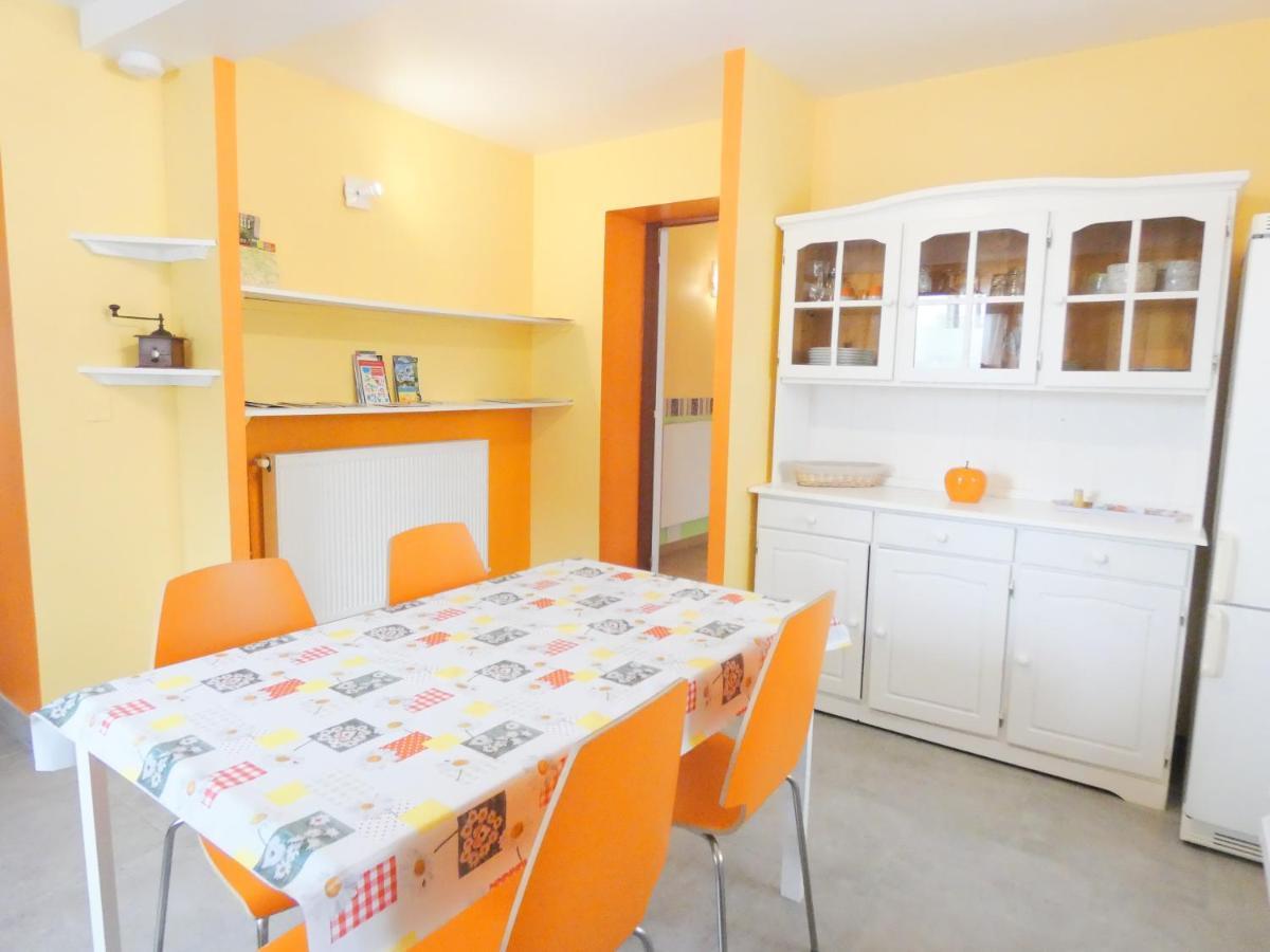 La Petite Ferme De Pouillon - Parc Animalier - Aire De Loisirs Bed & Breakfast エクステリア 写真